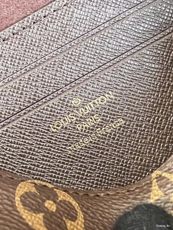 Chain VUITTON On Lily LOUIS Wallet 0704